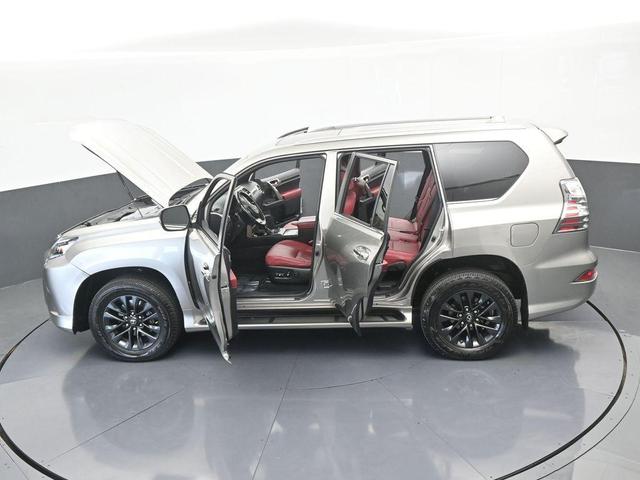 Photo of 2021 Starfire Pearl Lexus GX 460