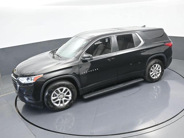 Photo of 2021 Mosaic Black Metallic Chevrolet Traverse