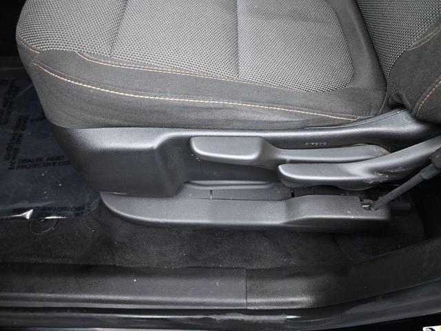 Photo of 2021 Mosaic Black Metallic Chevrolet Traverse