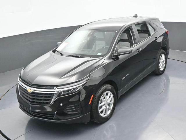 Photo of 2023 Mosaic Black Metallic Chevrolet Equinox