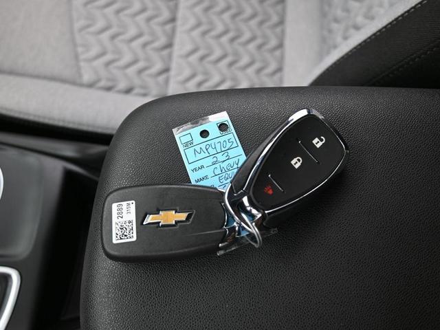 Photo of 2023 Mosaic Black Metallic Chevrolet Equinox
