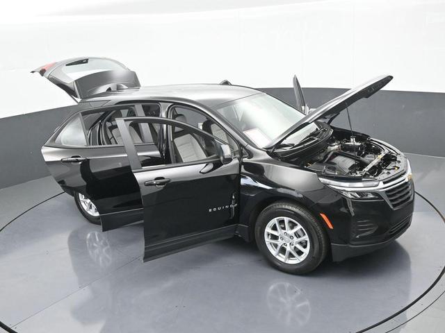 Photo of 2023 Mosaic Black Metallic Chevrolet Equinox