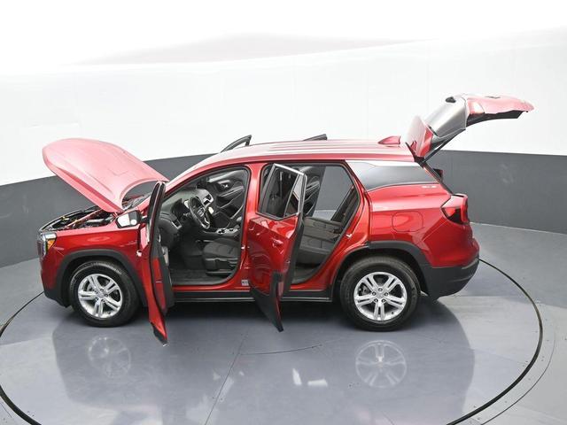 Photo of 2024 Volcanic Red GMC Terrain