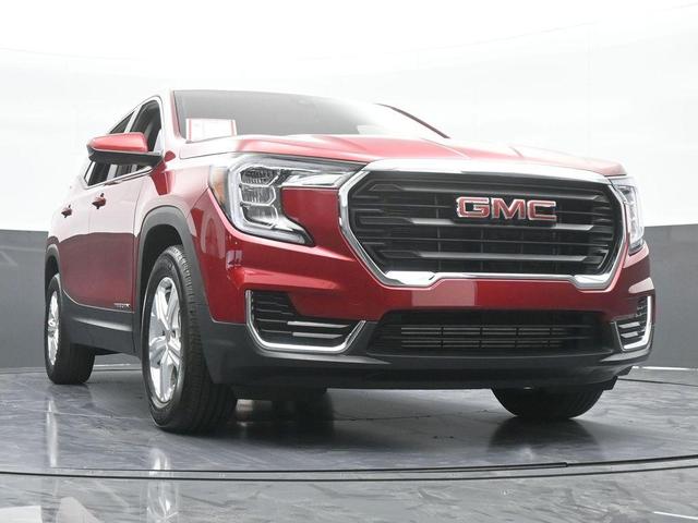 Photo of 2024 Volcanic Red GMC Terrain
