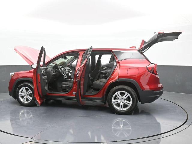 Photo of 2024 Volcanic Red GMC Terrain