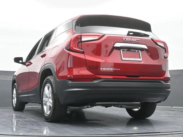 Photo of 2024 Volcanic Red GMC Terrain