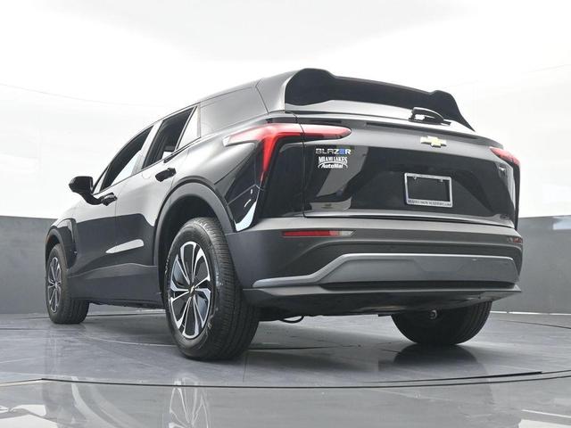 Photo of 2025 Black Chevrolet Blazer EV