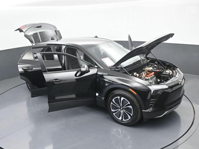 Photo of 2025 Black Chevrolet Blazer EV