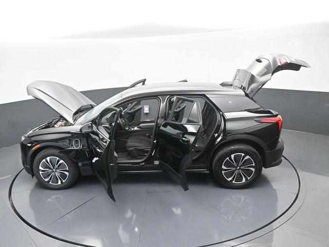 Photo of 2025 Black Chevrolet Blazer EV