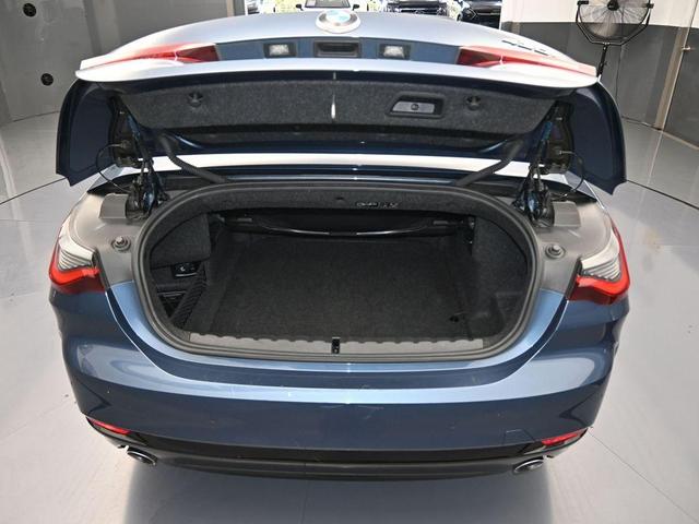 Photo of 2024 Gray BMW 430