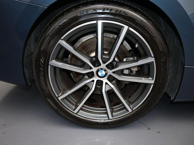 Photo of 2024 Gray BMW 430