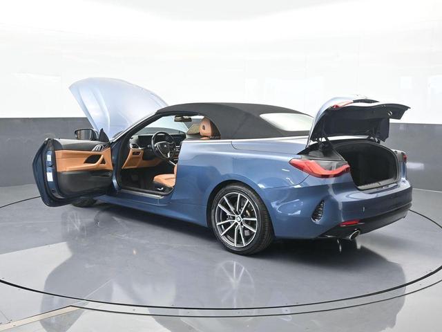 Photo of 2024 Gray BMW 430