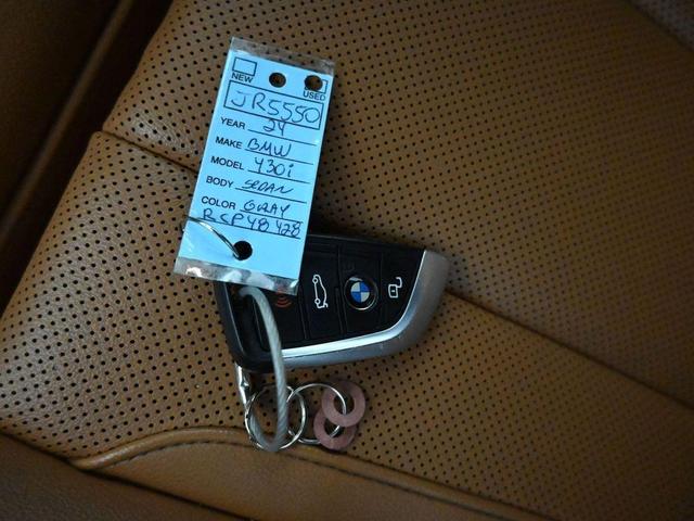 Photo of 2024 Gray BMW 430