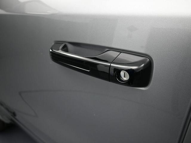 Photo of 2025 Billet Silver Metallic Clearcoat RAM 1500