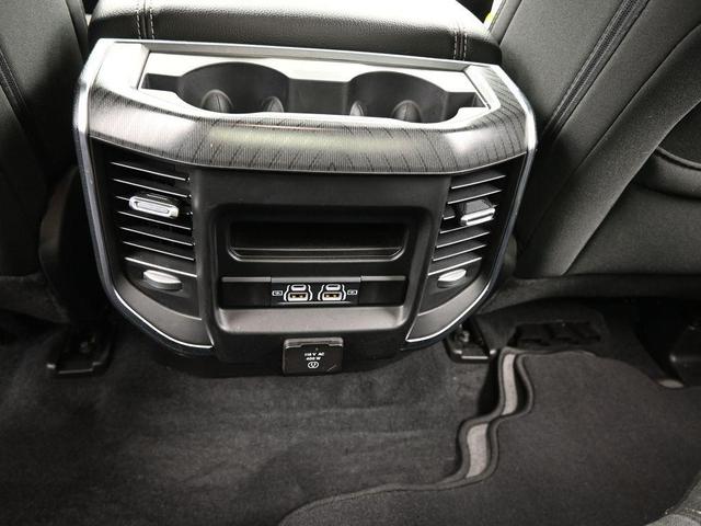 Photo of 2025 Billet Silver Metallic Clearcoat RAM 1500