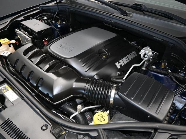Photo of 2017 True Blue Pearlcoat Jeep Grand Cherokee