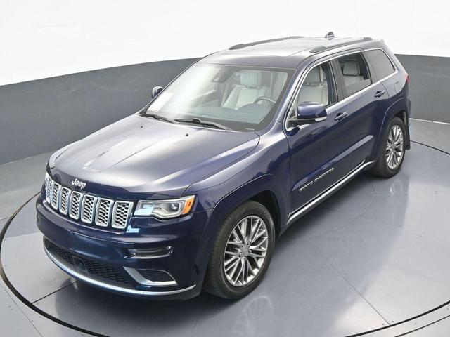 Photo of 2017 True Blue Pearlcoat Jeep Grand Cherokee
