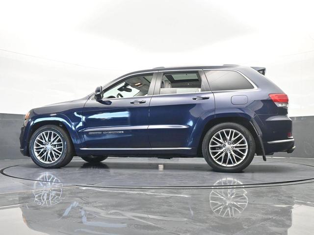 Photo of 2017 True Blue Pearlcoat Jeep Grand Cherokee