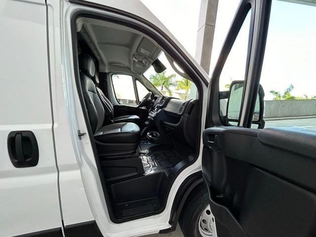 Photo of 2023 Bright White Clearcoat RAM ProMaster 2500