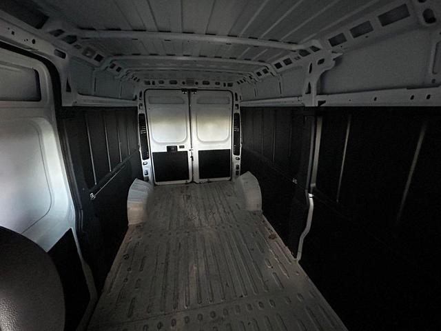 Photo of 2023 Bright White Clearcoat RAM ProMaster 2500