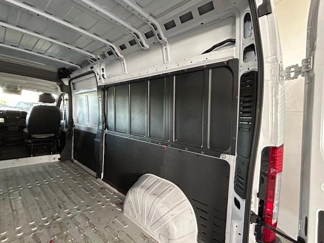 Photo of 2023 Bright White Clearcoat RAM ProMaster 2500
