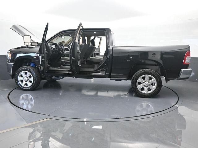 Photo of 2020 Diamond Black RAM 2500