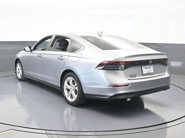 Photo of 2023 Crystal Black Pearl Honda Accord