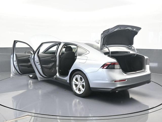 Photo of 2023 Crystal Black Pearl Honda Accord