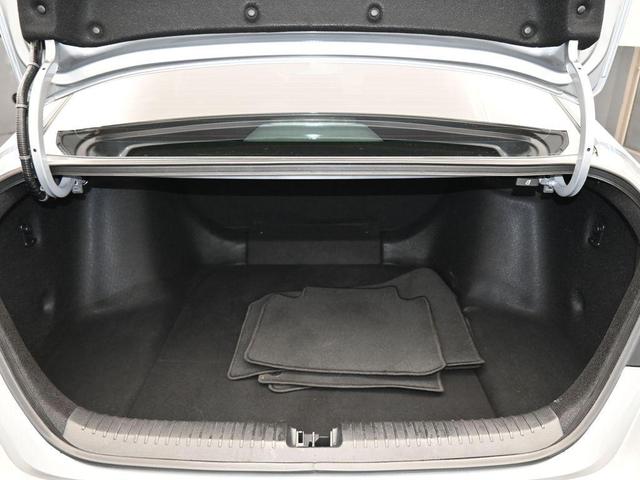 Photo of 2023 Crystal Black Pearl Honda Accord