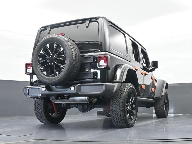 Photo of 2023 Black Clearcoat Jeep Wrangler