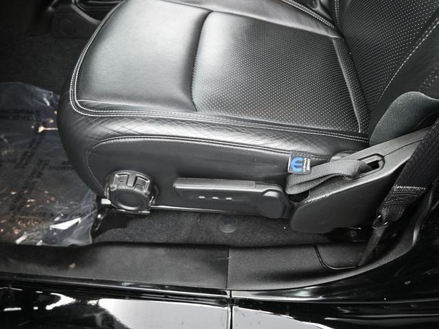 Photo of 2023 Black Clearcoat Jeep Wrangler