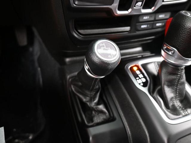 Photo of 2023 Black Clearcoat Jeep Wrangler