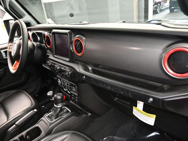 Photo of 2023 Black Clearcoat Jeep Wrangler
