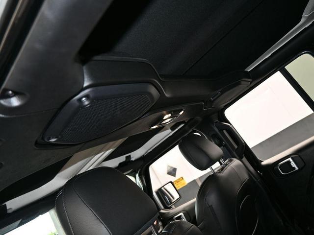 Photo of 2023 Black Clearcoat Jeep Wrangler