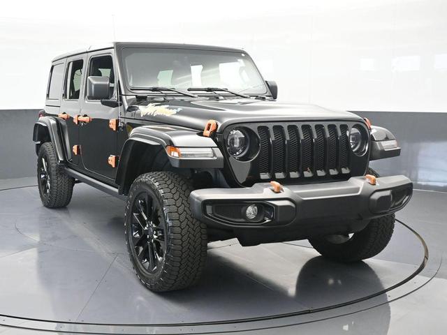 Photo of 2023 Black Clearcoat Jeep Wrangler