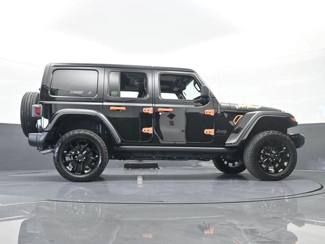 Photo of 2023 Black Clearcoat Jeep Wrangler