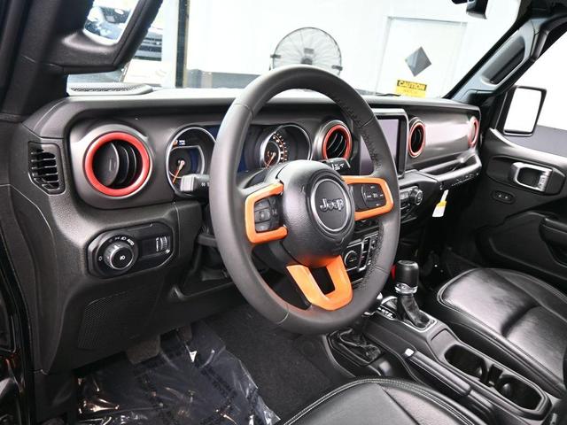 Photo of 2023 Black Clearcoat Jeep Wrangler