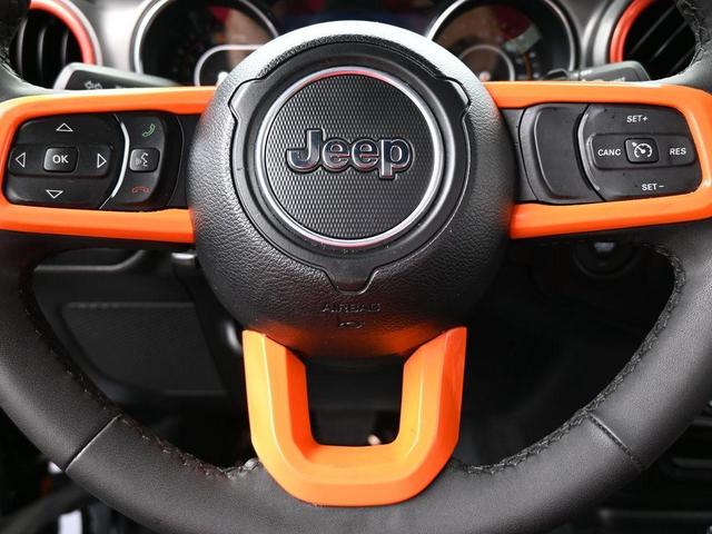 Photo of 2023 Black Clearcoat Jeep Wrangler