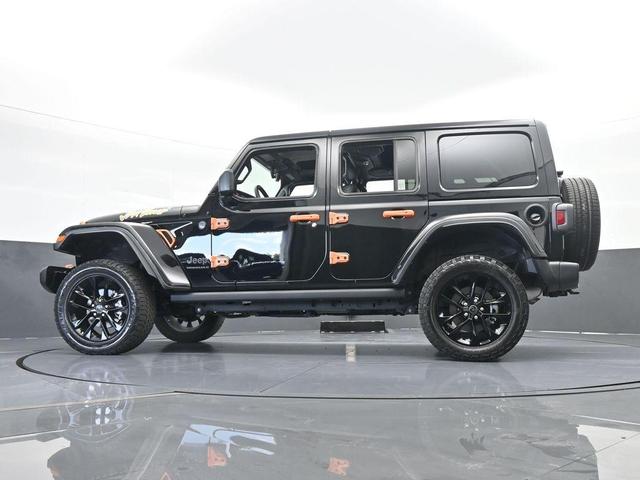 Photo of 2023 Black Clearcoat Jeep Wrangler