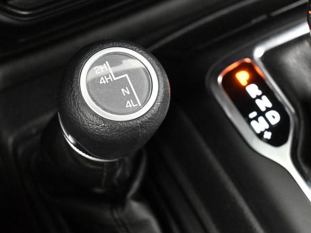 Photo of 2023 Black Clearcoat Jeep Gladiator