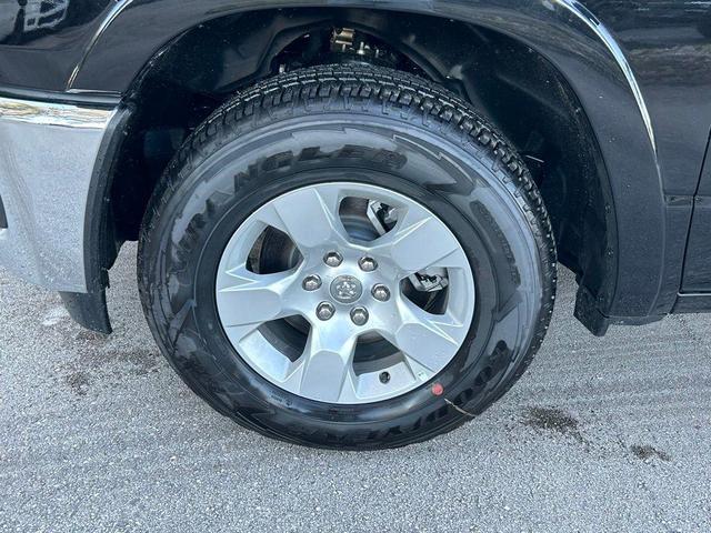 Photo of 2025 Diamond Black RAM 1500