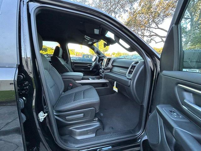 Photo of 2025 Diamond Black RAM 1500