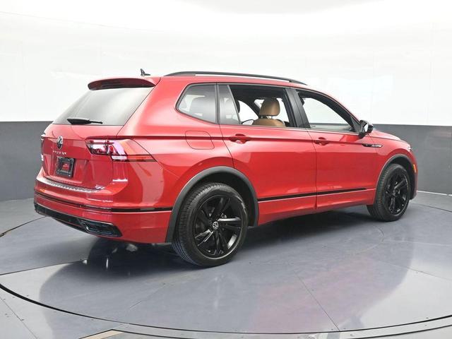 Photo of 2024 Kings Red Volkswagen Tiguan
