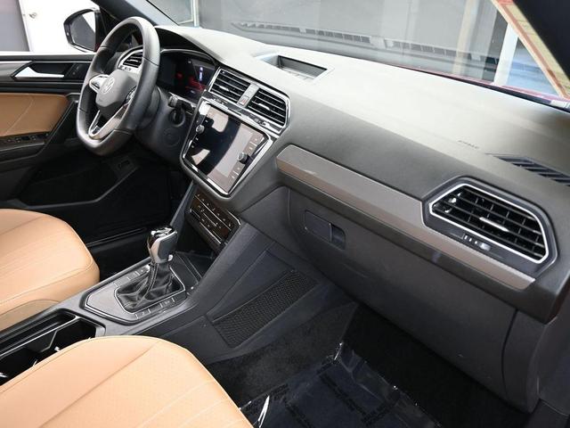 Photo of 2024 Kings Red Volkswagen Tiguan