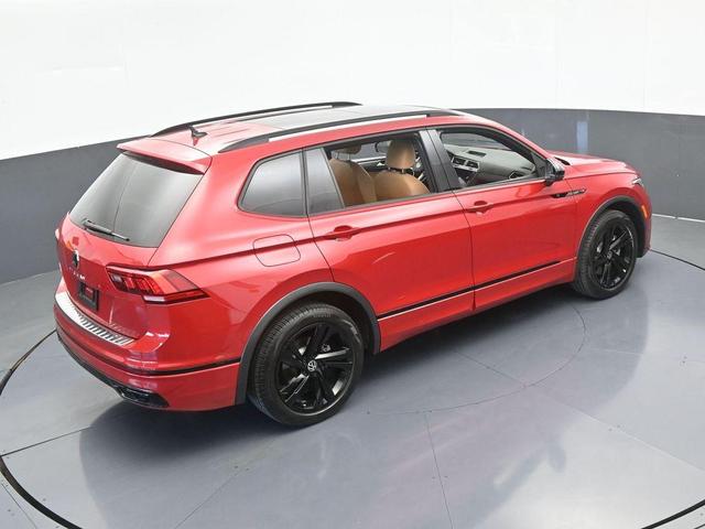 Photo of 2024 Kings Red Volkswagen Tiguan