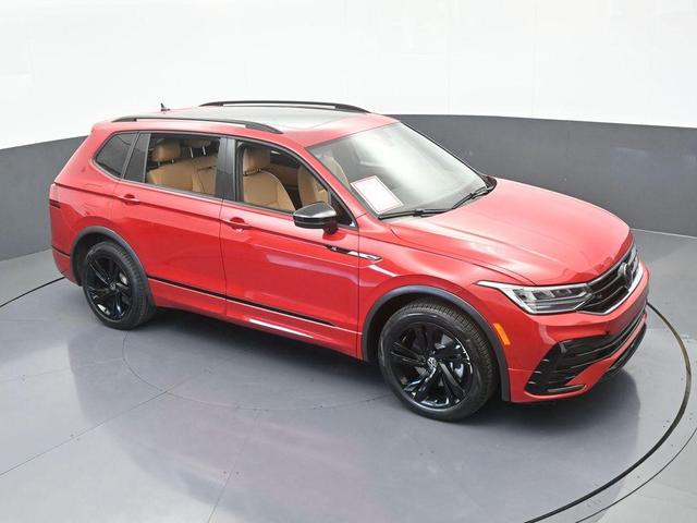 Photo of 2024 Kings Red Volkswagen Tiguan