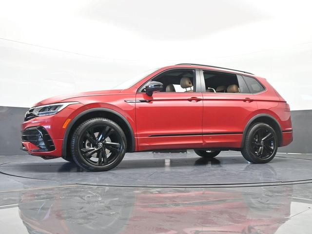 Photo of 2024 Kings Red Volkswagen Tiguan