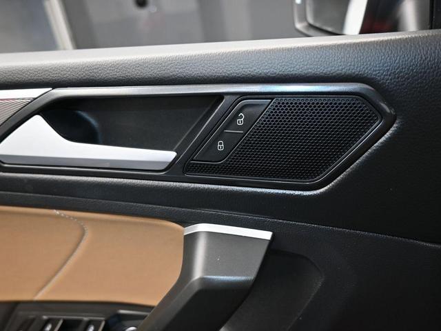 Photo of 2024 Kings Red Volkswagen Tiguan