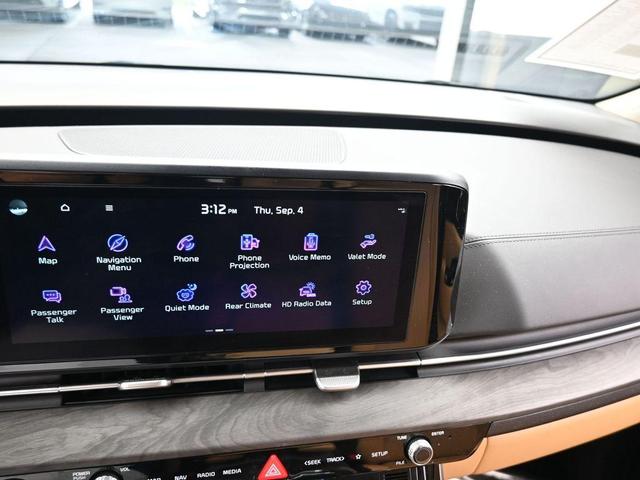 Photo of 2024 Metal Kia Carnival