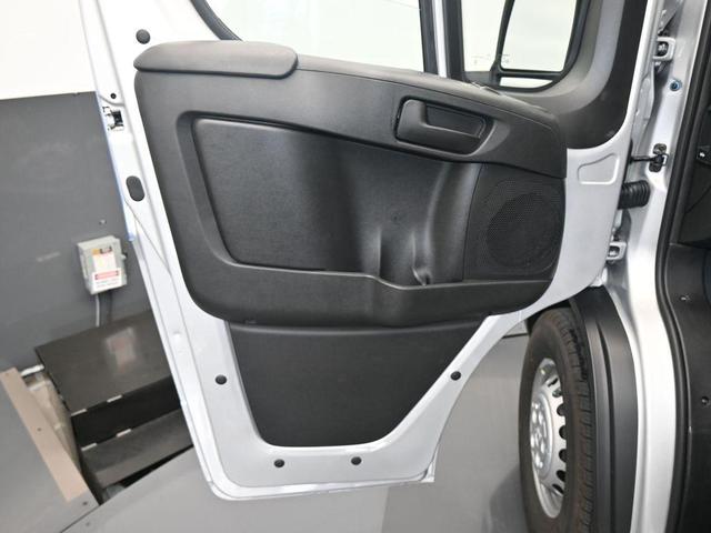 Photo of 2025 Bright Silver Clearcoat Metallic RAM ProMaster 1500